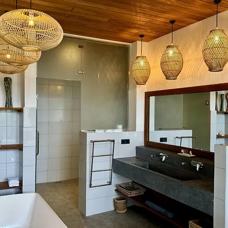 Coastline Mirissa Boutique Hotel And Spa Room photo