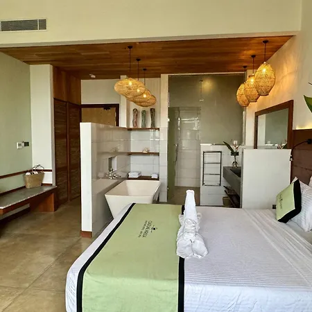 Coastline Mirissa Boutique Hotel And Spa Room photo