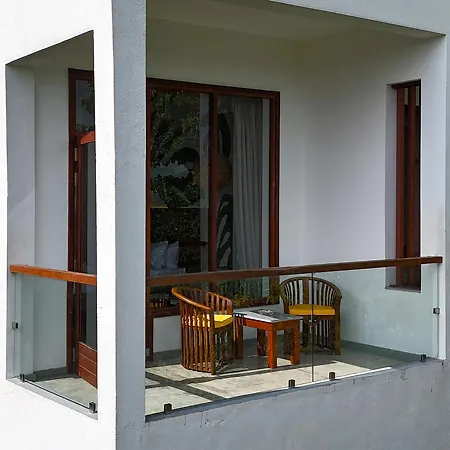 Coastline Mirissa Boutique Hotel And Spa Room photo