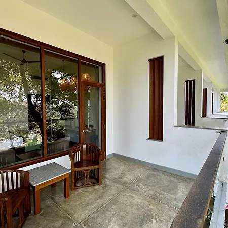 Coastline Mirissa Boutique Hotel And Spa Exterior photo
