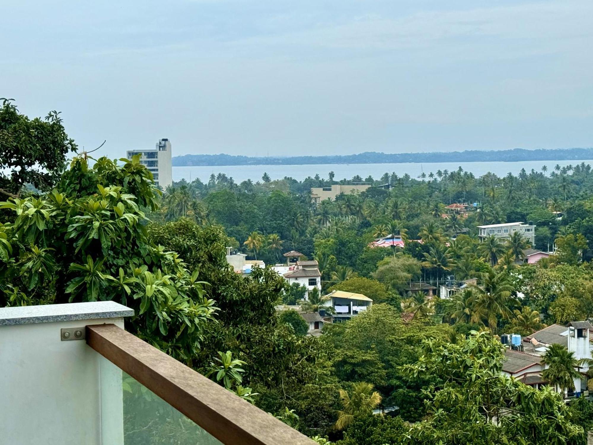 Hotel Coastline Boutique And 5*