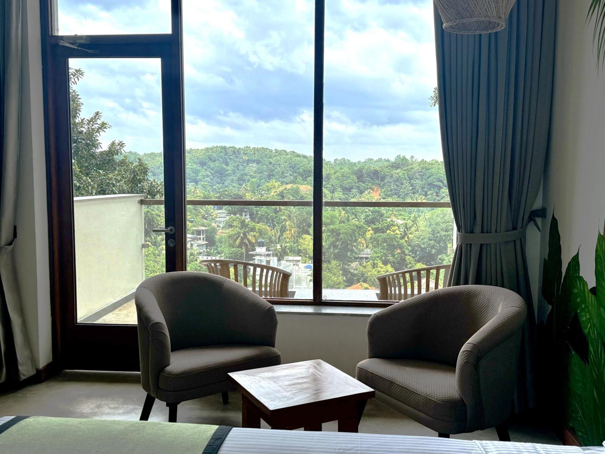 Hotel Coastline Boutique And