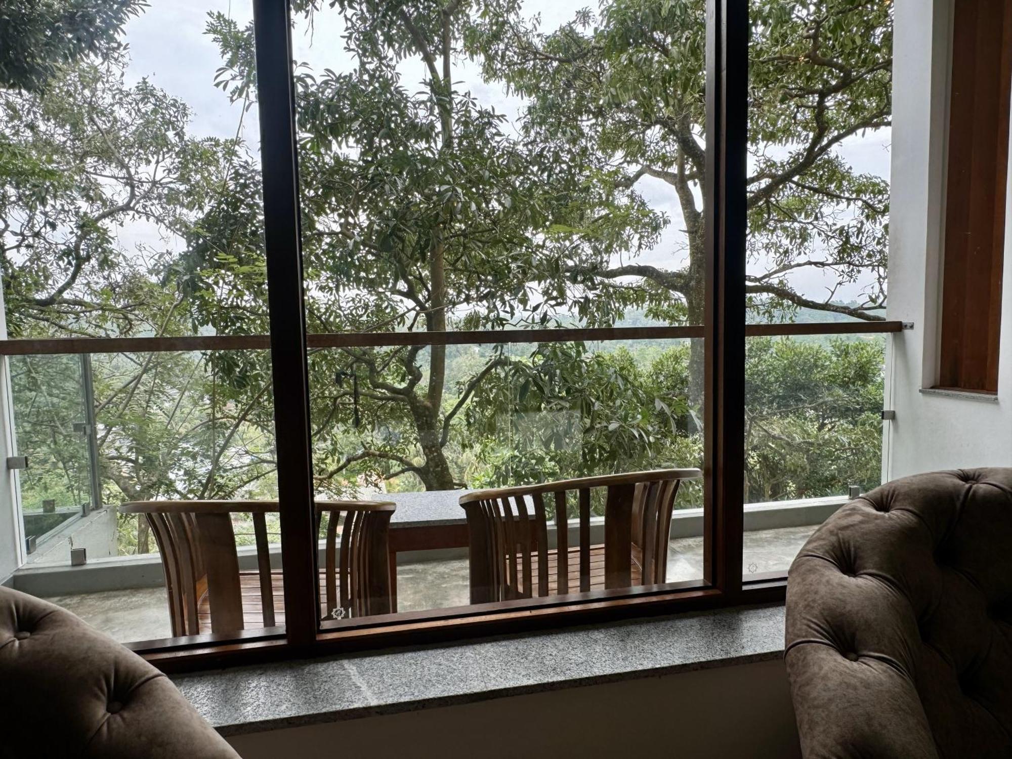 Coastline Boutique And 5* Mirissa