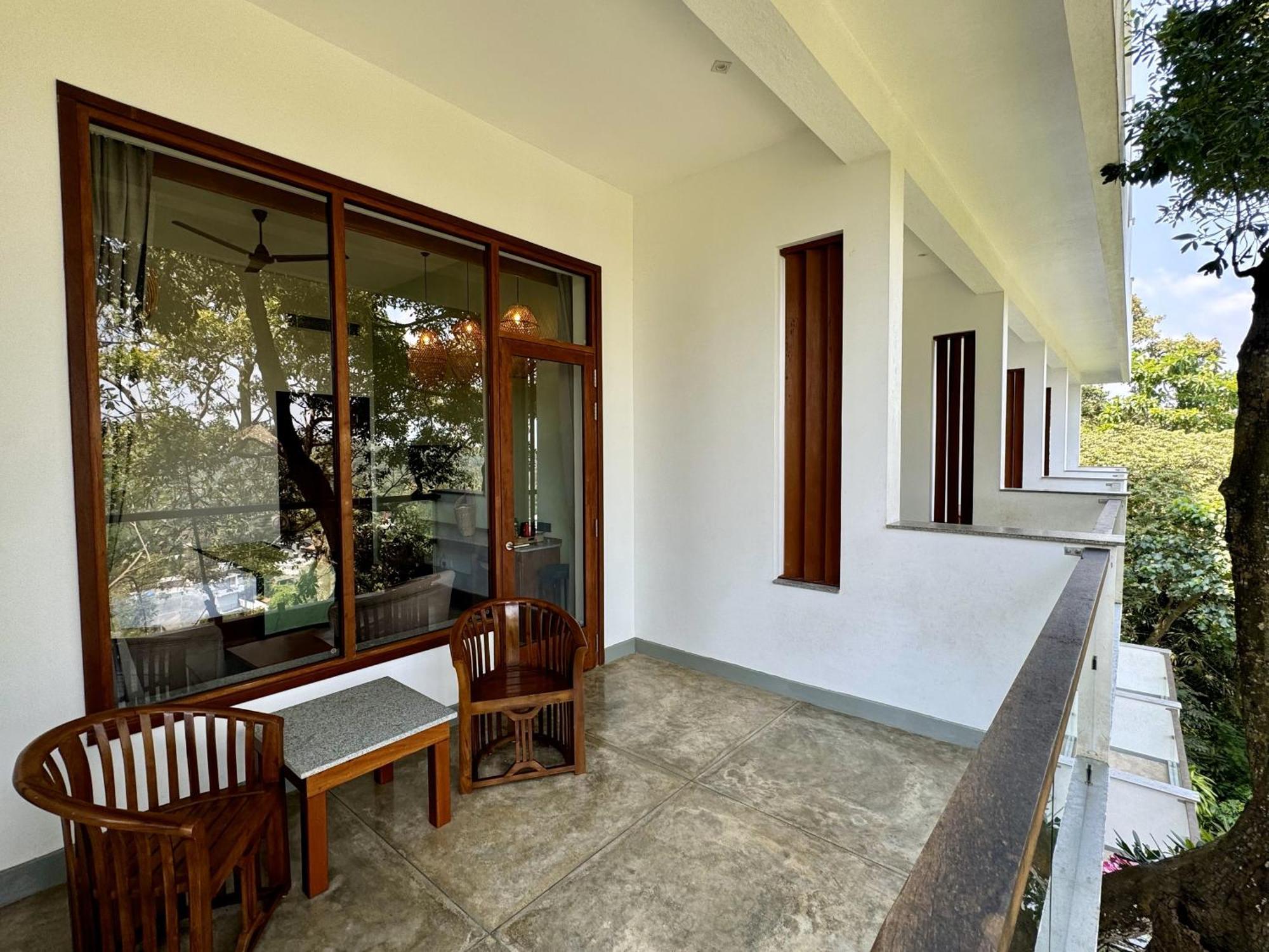 Hotel Coastline Boutique And